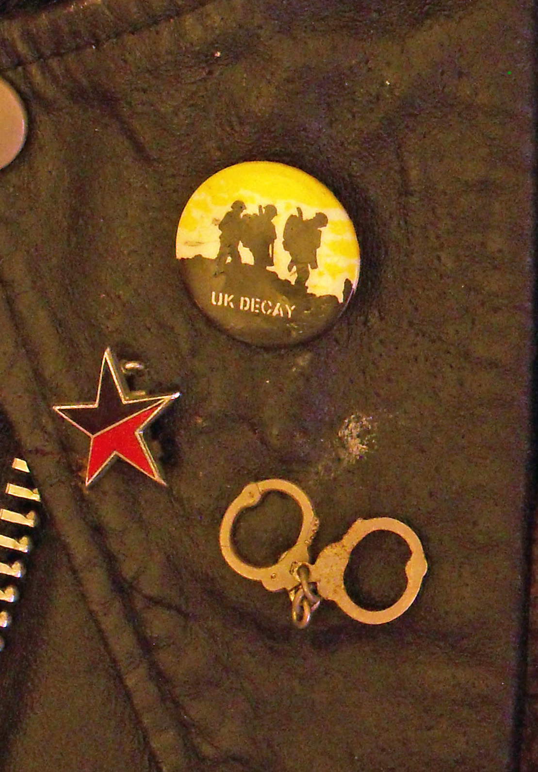 UK Decay Sceneroller